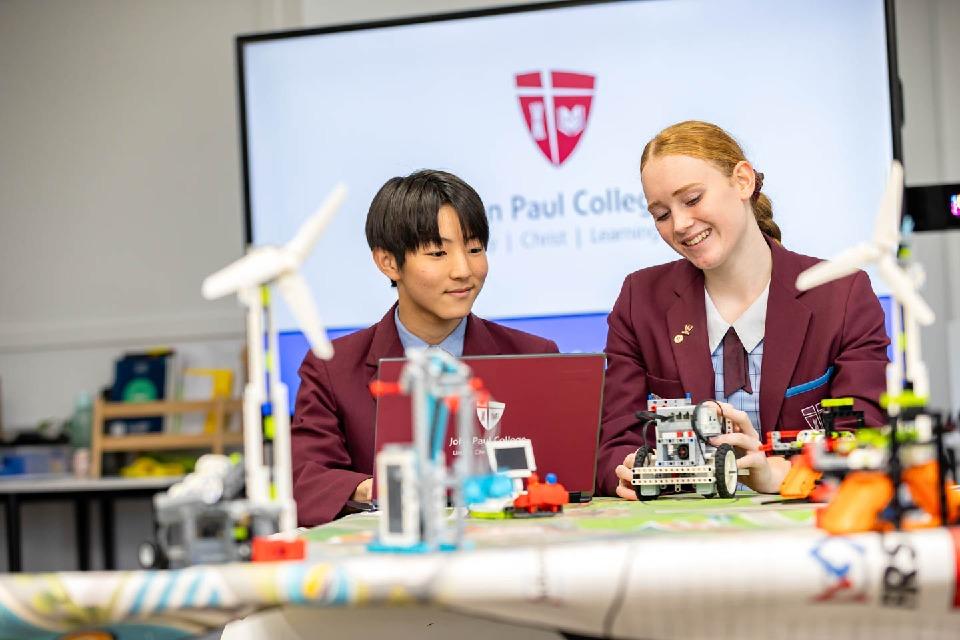 John Paul College - foto 15