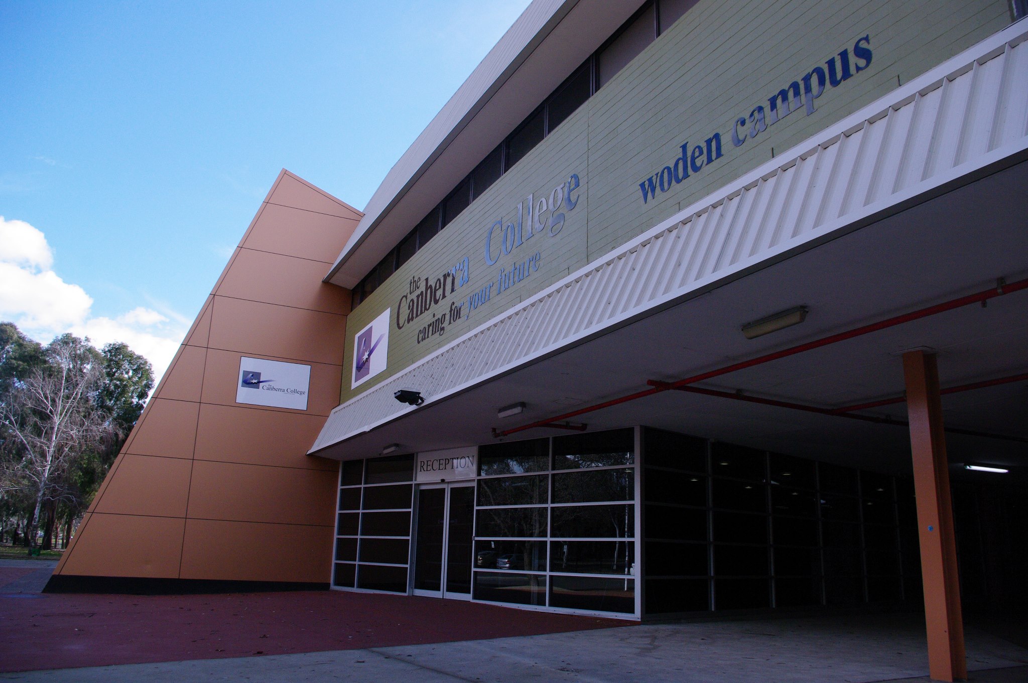 CANBERRA COLLEGE